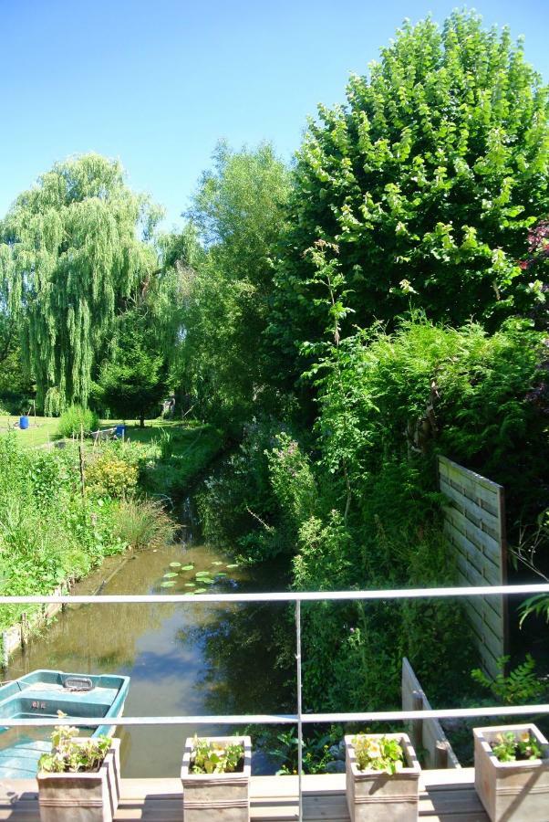Comme Une Parenthese Au Coeur Des Hortillonnages Amiens Dış mekan fotoğraf