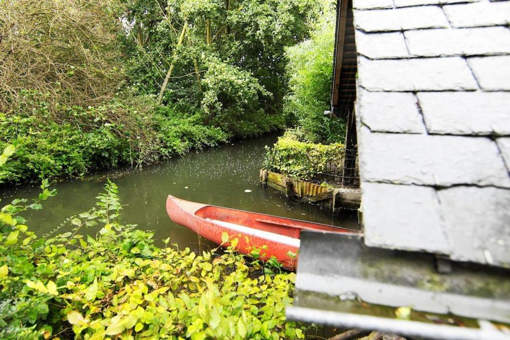 Comme Une Parenthese Au Coeur Des Hortillonnages Amiens Dış mekan fotoğraf